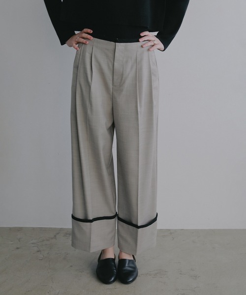MANOF(マノフ)の「SKIRT LAYERED WIDE PANTS(その他パンツ・レディース・ブラック/イエロー・S/M)」の11枚目の写真