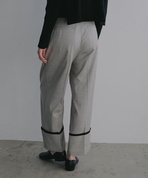 MANOF(マノフ)の「SKIRT LAYERED WIDE PANTS(その他パンツ・レディース・ブラック/イエロー・S/M)」の12枚目の写真
