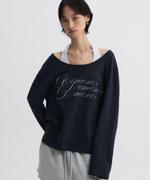 DNSR WOMEN(ディーエヌエスアールウーマン)の「ルーズフィットシャーリングロングスリーブネイビー(Tシャツ/カットソー・レディース・その他・ONE SIZE)」の2枚目の写真