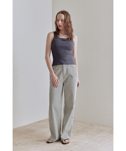 AFTERHOURS(アフターアワーズ)の「SQUARE NECK SLEEVELESS TOP (PURPLE GREY)(Tシャツ/カットソー・レディース・その他・FREE)」の2枚目の写真