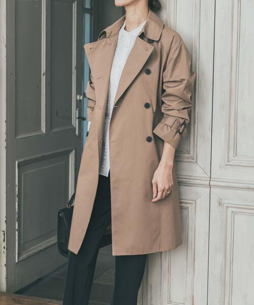 URBAN RESEARCH DOORS（アーバンリサーチドアーズ）の「撥水トレンチコート（トレンチコート・レディース・ベージュ/ネイビー・FREE）」の4枚目の写真