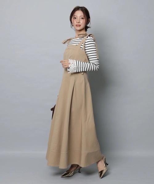 Apuweiser-riche（アプワイザーリッシェ）の「リボンショルダーデニムジャンスカ（ワンピース・レディース・ネイビー/キャメル・2/1/0）」の6枚目の写真