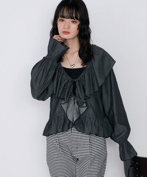 forksy.(フォルクシー)の「【forksy.】ラッフルフリル リボン ライトデニム ブラウス(シャツ/ブラウス・レディース・ネイビー/ライトグレー/ライトブルー/ブラック・FREE)」の19枚目の写真