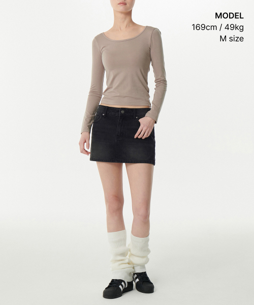 MUSINSA STANDARD WOMAN（ムシンサスタンダードウーマン）の「ウィメンズ ローライズデニムミニスカート [ウォッシュドブラック]（スカート・レディース・その他・LARGE/MEDIUM/SMALL/X-SMALL）」の16枚目の写真