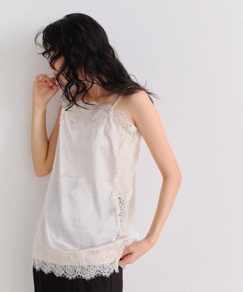 Shelly island(シェリーアイランド)の「サテン裾レースインナーキャミソール(キャミソール・レディース・ホワイト/ブラック・FREE)」の13枚目の写真