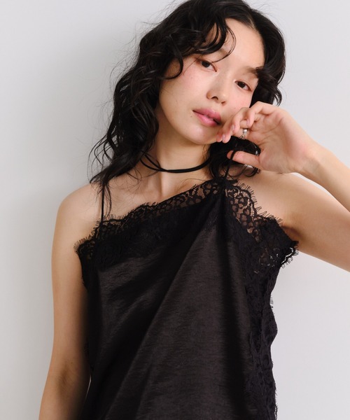 Shelly island(シェリーアイランド)の「サテン裾レースインナーキャミソール(キャミソール・レディース・ホワイト/ブラック・FREE)」の14枚目の写真