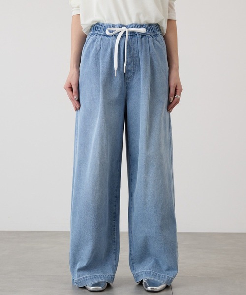 AMERICAN HOLIC（アメリカンホリック）の「イージーデニムワイドパンツ（デニムパンツ・レディース・ライトインディゴブルー/インディゴブルー・L/M）」の2枚目の写真