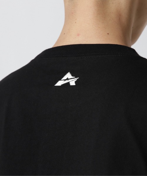 AVIREX(アヴィレックス)の「《WEB&DEPOT限定》CORE LOGO EMBROIDERY T-SHIRT / コア ロゴ エンブロイダリー ティーシャツ / AVIREX / アヴィレックス(Tシャツ/カットソー・メンズ・ネイビー/イエロー/オフホワイト/ブラック・LARGE/MEDIUM/XX-LARGE/X-LARGE)」の8枚目の写真