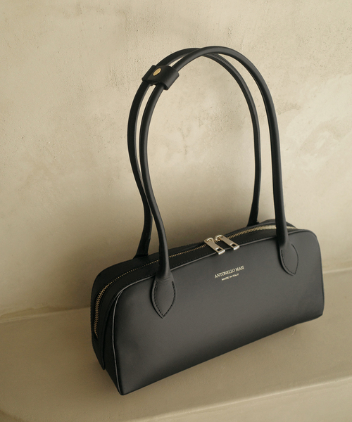 SLOBE IENA(スローブイエナ)の「ANTONELLO MASI SLOBE別注 ロングハンドルボストン GABRIELLA(ボストンバッグ・レディース・ブラック/キャメル・FREE)」の4枚目の写真