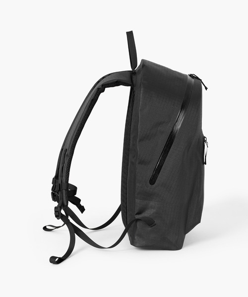 LAD MUSICIAN（ラッドミュージシャン）の「WELDER BACKPACK（バックパック/リュック・メンズ・ブラック×ブラック/ブラック系・FREE）」の4枚目の写真