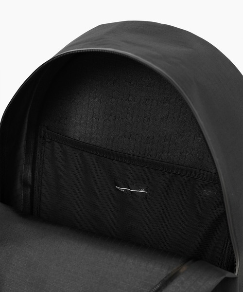 LAD MUSICIAN（ラッドミュージシャン）の「WELDER BACKPACK（バックパック/リュック・メンズ・ブラック×ブラック/ブラック系・FREE）」の8枚目の写真