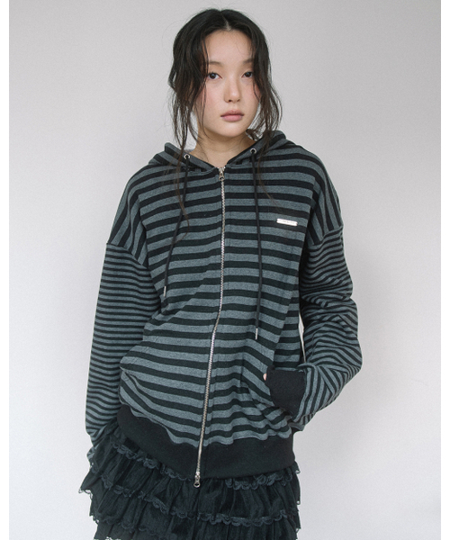 HAVISM(ヘビズム)の「MULTI STRIPE ZIP UP HOOD(BLACK)(パーカー・レディース・その他・ONE SIZE)」の2枚目の写真