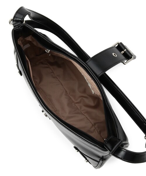 SHOO・LA・RUE（シューラルー）の「ベルトデザインショルダーバッグ（ショルダーバッグ・レディース・シルバー/ブラック・00）」の13枚目の写真