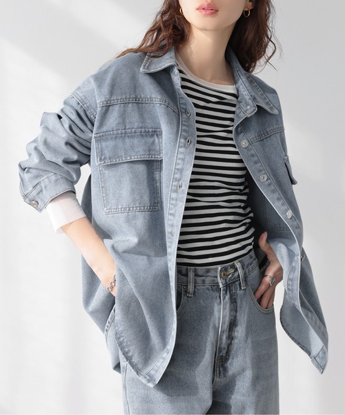 La-gemme(ラジェム)の「オーバーサイズ デニム シャツジャケット(シャツ/ブラウス・レディース・ネイビー/ブルー系/ブラック系・フリー)」の3枚目の写真
