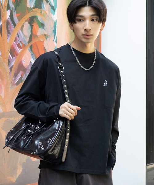 ALAND(エーランド)の「【UNISEX】ALAND/ワッペンロゴロンT(Tシャツ/カットソー・レディース・ホワイト/ブラック/レッド/ブルー・MEDIUM/LARGE)」の5枚目の写真