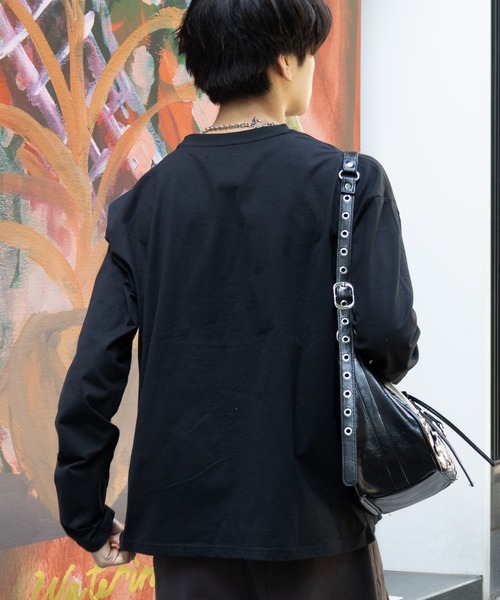 ALAND(エーランド)の「【UNISEX】ALAND/ワッペンロゴロンT(Tシャツ/カットソー・レディース・ホワイト/ブラック/レッド/ブルー・MEDIUM/LARGE)」の7枚目の写真