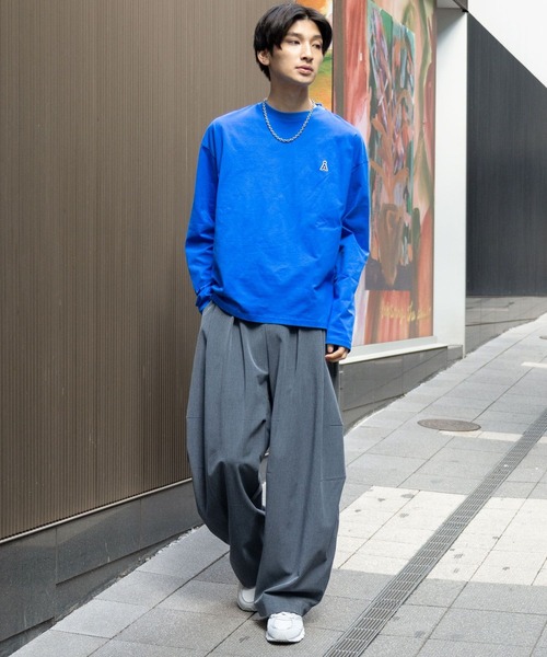 ALAND(エーランド)の「【UNISEX】ALAND/ワッペンロゴロンT(Tシャツ/カットソー・レディース・ホワイト/ブラック/レッド/ブルー・MEDIUM/LARGE)」の9枚目の写真
