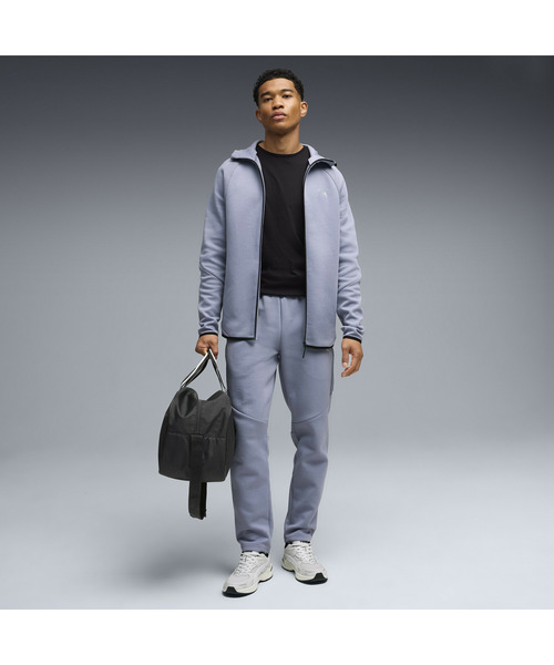 PUMA(プーマ)の「PUMA プーマ メンズ エヴォストライプ フルジップ パンツ(その他パンツ・メンズ・ブラック/グレー系その他・LARGE/MEDIUM/SMALL/X-LARGE/XX-LARGE)」の4枚目の写真