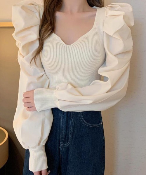 SallyLunn(サリーラン)の「Vネック袖ギャザーニット(ニット/セーター・レディース・ブラック/ベージュ/ホワイト・LARGE/MEDIUM)」の7枚目の写真