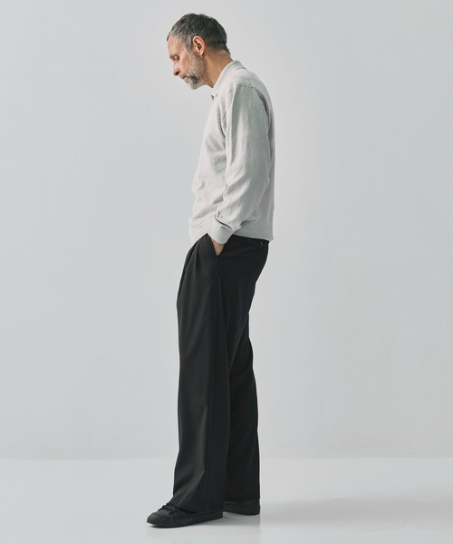 ATON（エイトン）の「【ATON / エイトン】LINEN SHORT FUR ZIP UP POLO SWEATER（シャツ/ブラウス・メンズ・オフホワイト/ダークグレー・6/4）」の4枚目の写真