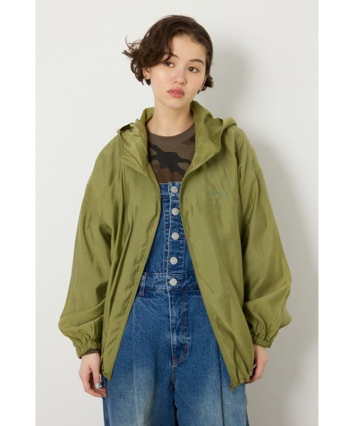 RODEO CROWNS WIDE BOWL（ロデオクラウンズワイドボウル）の「シアーフーディーブルゾン（ブルゾン・レディース・オフホワイト/ダークオレンジ/チャコールグレー/カーキ・FREE）」の4枚目の写真