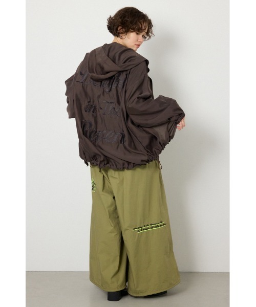 RODEO CROWNS WIDE BOWL（ロデオクラウンズワイドボウル）の「シアーフーディーブルゾン（ブルゾン・レディース・オフホワイト/ダークオレンジ/チャコールグレー/カーキ・FREE）」の15枚目の写真