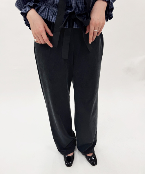 EDIT. FOR LULU（エディットフォールル）の「フィブリルバックサテン パンツ（スラックス・レディース・ブラック/ブラウン・34/36）」の3枚目の写真