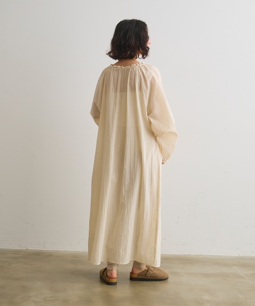 Crisp(クリスプ)の「モチーフレースデザインスモックワンピース(ワンピース・レディース・アイボリー・FREE)」の4枚目の写真