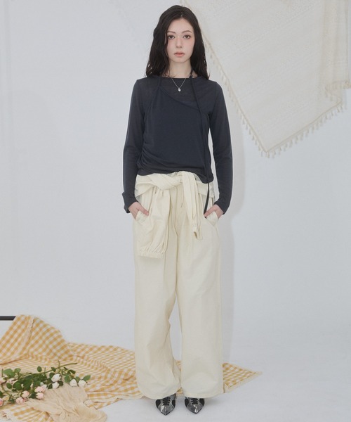 ENVYM(アンビー)の「ナイロンルーズパンツ(その他パンツ・レディース・ブラック/アイボリー/ベージュ・FREE)」の8枚目の写真