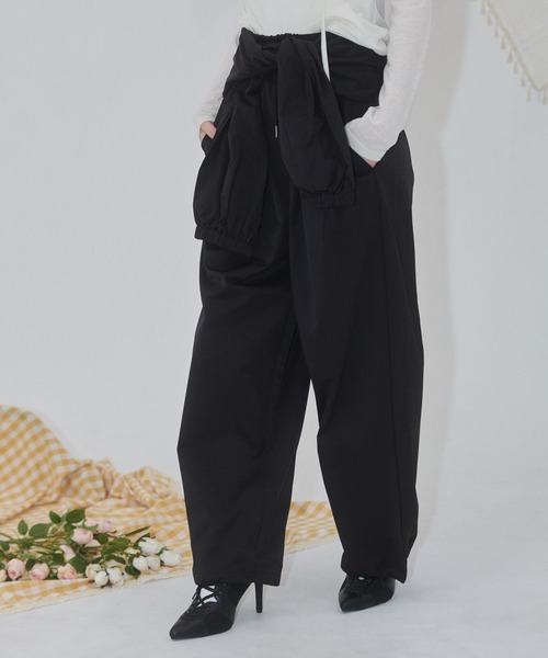 ENVYM(アンビー)の「ナイロンルーズパンツ(その他パンツ・レディース・ブラック/アイボリー/ベージュ・FREE)」の10枚目の写真