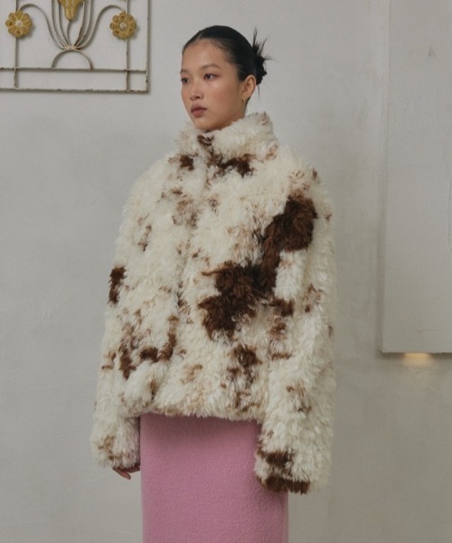 CANAL JEAN（キャナルジーン）の「OURSAALTY　Moo-A Fur Jumper（その他アウター・レディース・アイボリー・ONE SIZE）」の3枚目の写真