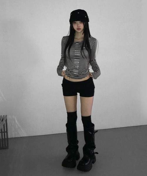 THEAIRTOWN(ジエアタウン)の「zebra cross hoodie(パーカー・レディース・ブラック・FREE)」の8枚目の写真