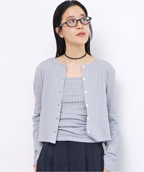 fig London(フィグロンドン)の「_eyelet tereko cardigan(Tシャツ/カットソー・レディース・ホワイト/ブラック/グレー・FREE)」の3枚目の写真