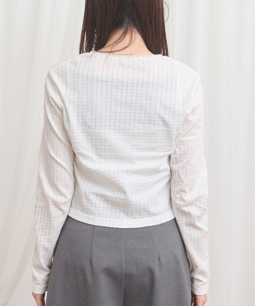 fig Ｌondon（フィグロンドン）の「eyelet tereko cardigan（Tシャツ/カットソー・レディース・ホワイト・FREE）」の12枚目の写真
