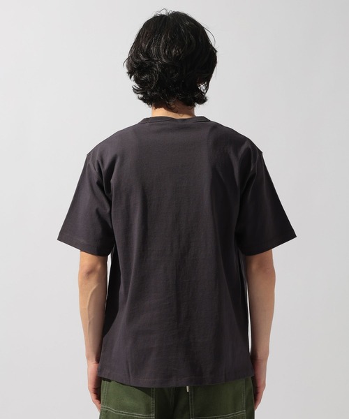 Champion(チャンピオン)の「【Champion(チャンピオン)】グラフィックプリントショートスリーブTシャツ(Tシャツ/カットソー・メンズ・ブラック/ダークブラウン・LARGE)」の11枚目の写真