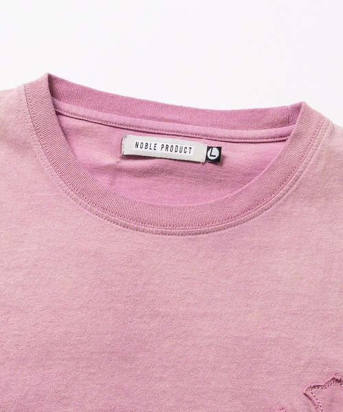JOHN'S CLOSET(ジョンズクローゼット)の「【16】スプレーブリーチ クロスワッペン フェードTシャツ(Tシャツ/カットソー・メンズ・ネイビー/ピンク/ブラック・MEDIUM/LARGE)」の7枚目の写真