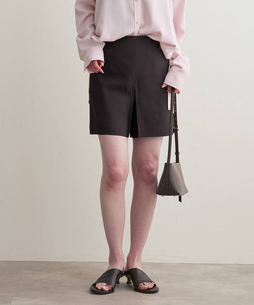 Noble（ノーブル）の「ブライトツイルショートパンツ（その他パンツ・レディース・ブラウン・38/36）」の5枚目の写真