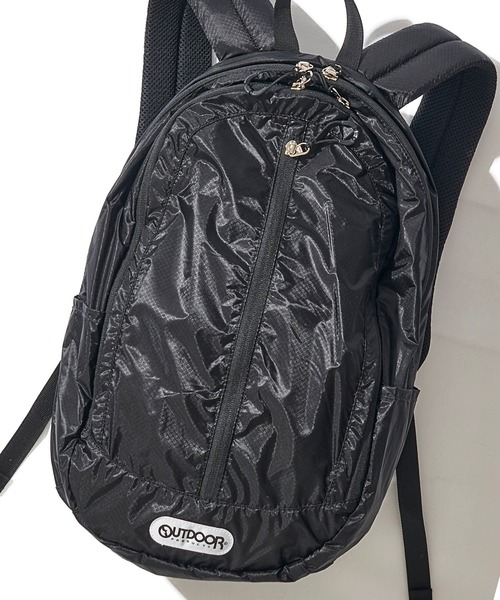 OUTDOOR PRODUCTS(アウトドアプロダクツ)の「【OUTDOOR PRODUCTS / アウトドアプロダクツ】 19L 撥水加工 コーデュラナイロンバックパック(バックパック/リュック・レディース・ブラック・FREE)」の3枚目の写真