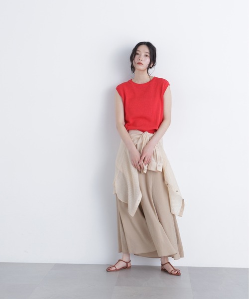 N.(N. Natural Beauty Basic)(エヌエヌナチュラルビューティーベーシック)の「ノースリーブリラクシーニット(ニット/セーター・レディース・ブラック/オフホワイト/レッド・フリ-)」の11枚目の写真