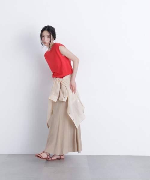 N.(N. Natural Beauty Basic)(エヌエヌナチュラルビューティーベーシック)の「ノースリーブリラクシーニット(ニット/セーター・レディース・ブラック/オフホワイト/レッド・フリ-)」の13枚目の写真