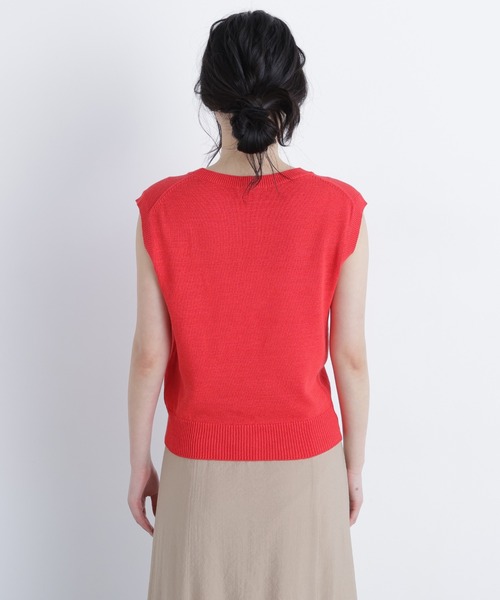 N.(N. Natural Beauty Basic)(エヌエヌナチュラルビューティーベーシック)の「ノースリーブリラクシーニット(ニット/セーター・レディース・ブラック/オフホワイト/レッド・フリ-)」の21枚目の写真