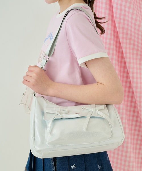 mezzo piano Junior（メゾピアノジュニア）の「キラキラポーチつきフラップリボンショルダー（バックパック/リュック・キッズ・ライトブルー/シルバー・F）」の2枚目の写真