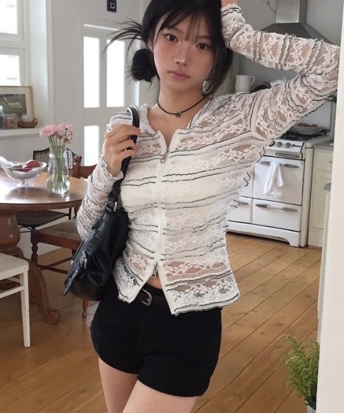 Alvia(アルビア)の「レースジップトップス(パーカー・レディース・ホワイト・M)」の9枚目の写真