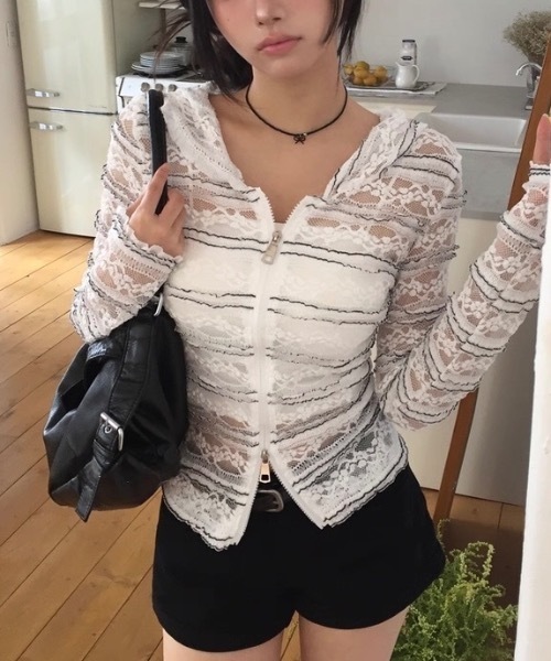 Alvia(アルビア)の「レースジップトップス(パーカー・レディース・ホワイト・M)」の14枚目の写真