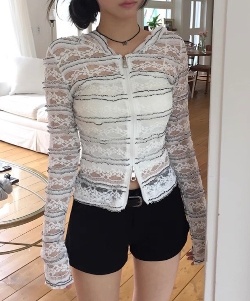 Alvia(アルビア)の「レースジップトップス(パーカー・レディース・ホワイト・M)」の13枚目の写真