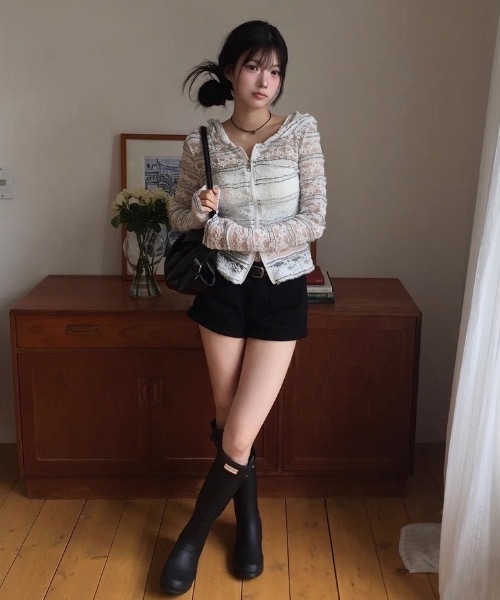Alvia(アルビア)の「レースジップトップス(パーカー・レディース・ホワイト・M)」の6枚目の写真