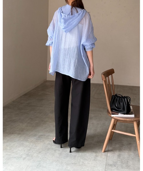 She's Closet（シーズクローゼット）の「フード付き 長袖 オーバーサイズ シアーシャツパーカー フーディー（シャツ/ブラウス・レディース・イエロー/ホワイト/ブラック/ブルー・FREE）」の6枚目の写真