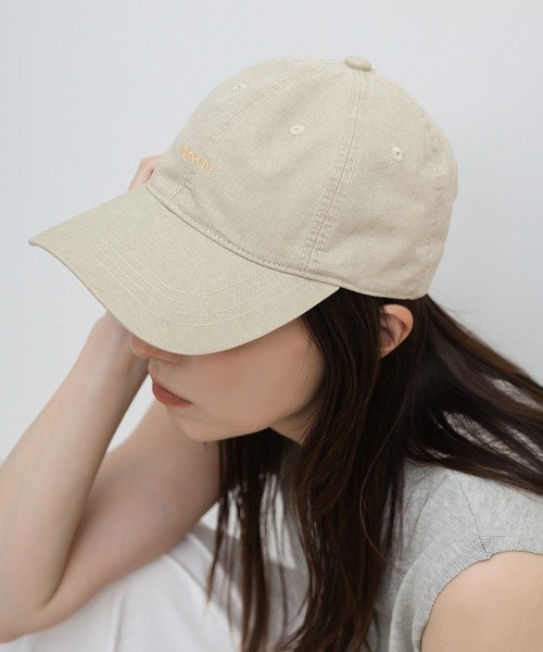 select MOCA(セレクトモカ)の「シンプルロゴキャップ(キャップ・レディース・ベージュ/ブラック・FREE)」の1枚目の写真