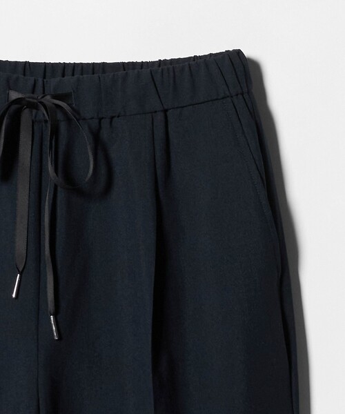 A DAY IN THE LIFE UNITED ARROWS（アデイインザライフユナイテッドアローズ）の「タック イージーワイドパンツ  ‐セットアップ対応・ウォッシャブル‐ ＜A DAY IN THE LIFE＞（その他パンツ・レディース・ネイビー/ダークグレー/ナチュラル/その他1・FREE）」の11枚目の写真