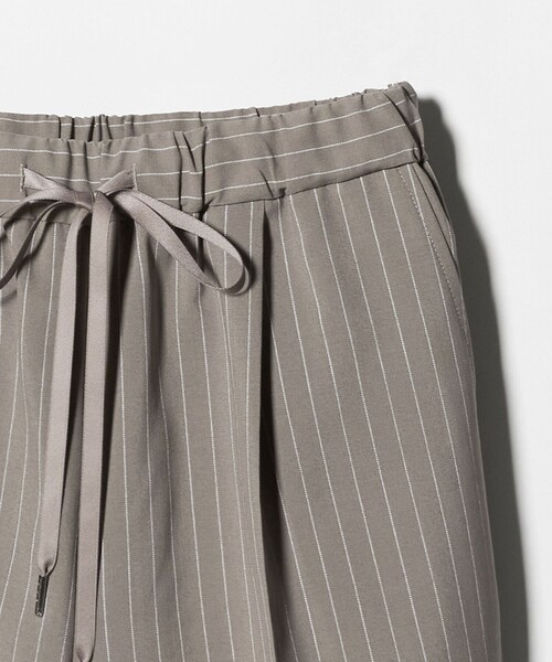 A DAY IN THE LIFE UNITED ARROWS（アデイインザライフユナイテッドアローズ）の「タック イージーワイドパンツ  ‐セットアップ対応・ウォッシャブル‐ ＜A DAY IN THE LIFE＞（その他パンツ・レディース・ネイビー/ダークグレー/ナチュラル/その他1・FREE）」の14枚目の写真